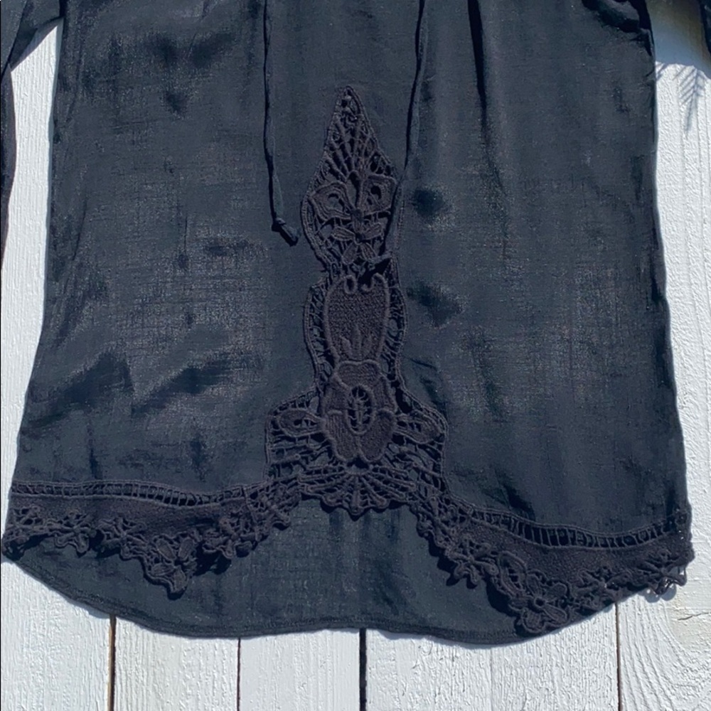 Vanity Blouse - Picture 2 of 7
